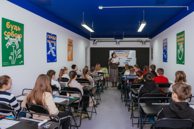 В поселке Печенеги открылась первая в районе подземная школа