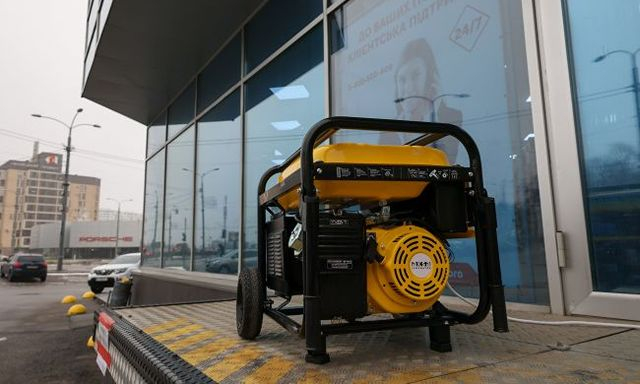 Из-за ударов РФ по критическому объекту Лозовой город остался без света