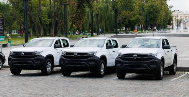 Правительство Германии передало громадам Харьковщины 5 автомобилей «Volkswagen Amarok»