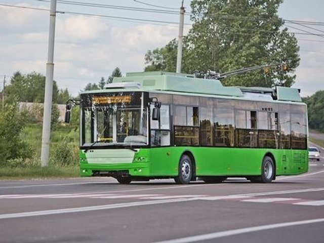 В Харькове началось строительство новой троллейбусной линии