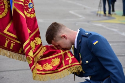 Выпускники ХНУВС простились с университетом