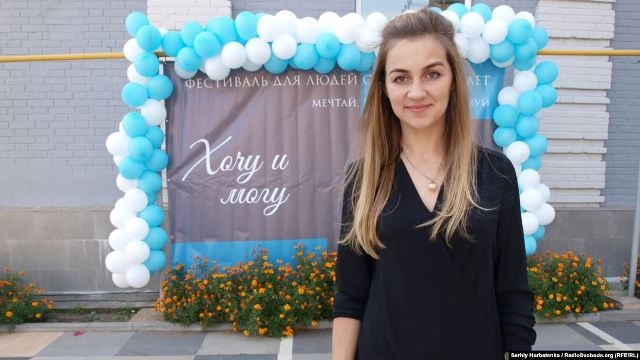 Активисты из Харькова помогают пенсионерам Славянска вернуться к активной жизни