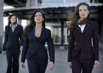 Жіночий костюм для ділової жінки: особливості та поради