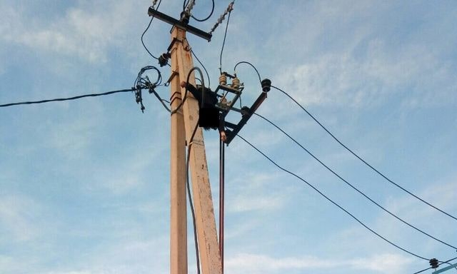 Трагедия в селе Манченки – мужчина умер на опоре ЛЭП
