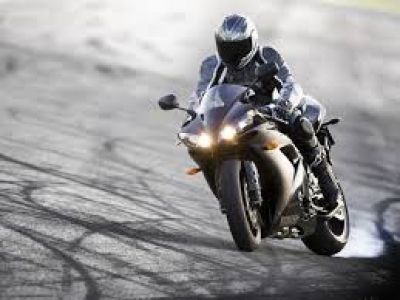 В Харькове почтили память погибших мотоциклистов