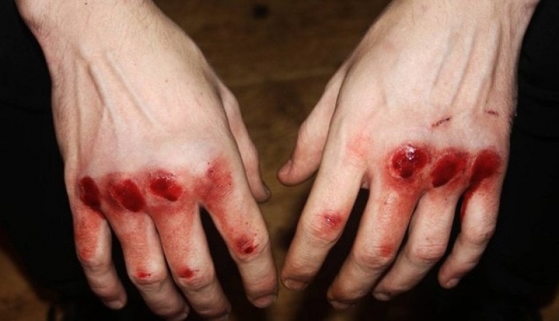 Вблизи станции «Исторический музей» неизвестные забили до смерти мужчину