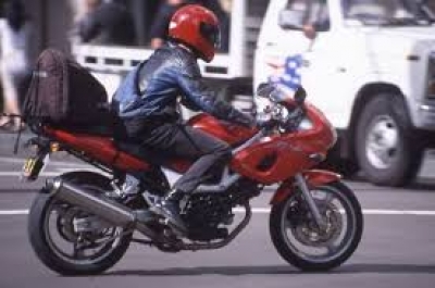 На Харьковщине мужчина угнал мотоцикл