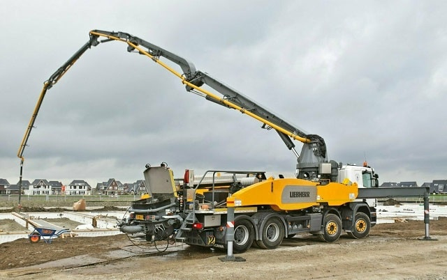 Автобетононасос: виды, особенности работы, применение