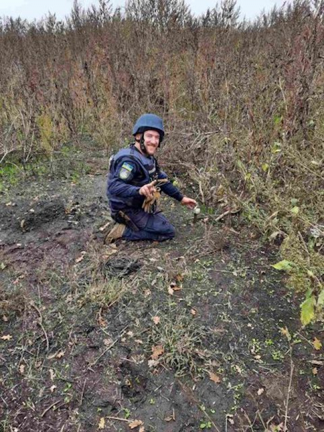 На вражеской мине подорвался начальник отделения пиротехнических работ МЦГРБР