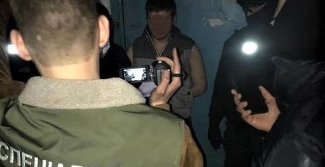 Задержан сотрудник военной контрразведки, занимавшийся торговлей психотропными веществами