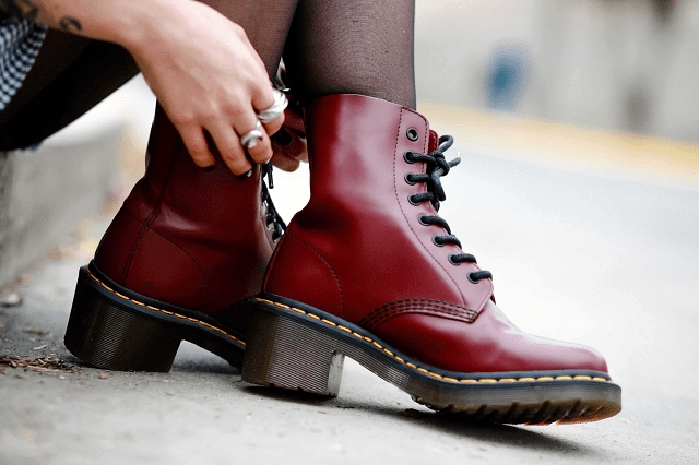 С чем носить женские Dr. Martens: обзор интересных идей и вариантов