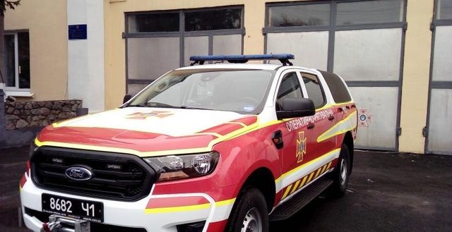 Спасатели трех районов области получили новые автомобили