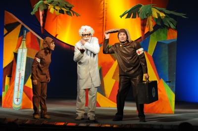 Харьковский ТЮЗ выступил для детей из зоны АТО