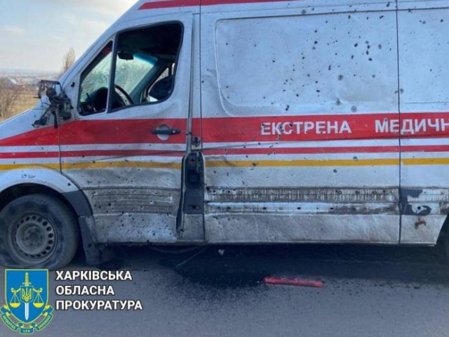 Россияне целенаправленно уничтожают машины скорой помощи