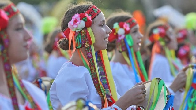 Карнавал и концерт – в Харькове отметили начало учебного года