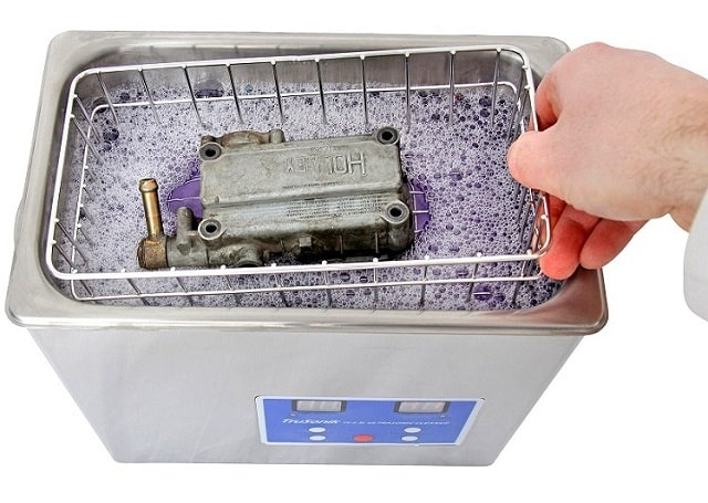 Для чего нужна ультразвуковая ванна и где она используется