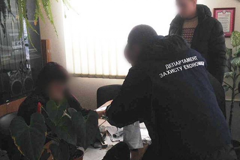 В Харькове задержан на взятке крупный чиновник