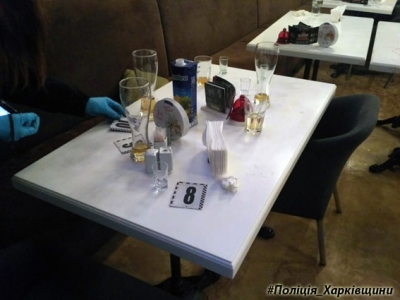 Иностранец напал с ножом на отдыхающих в кафе харьковчан (фото, видео)