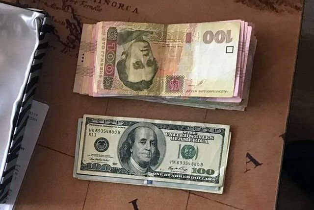 Без взяток никак – разоблачены патрульные-взяточники