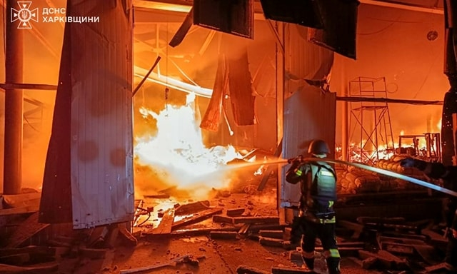 Вражеские беспилотники атаковали Изюм и Чугуев