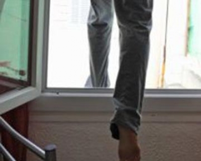 Нигериец выбросился из окна в Харькове