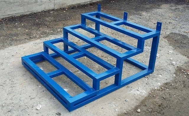 Лестница из уголка своими руками