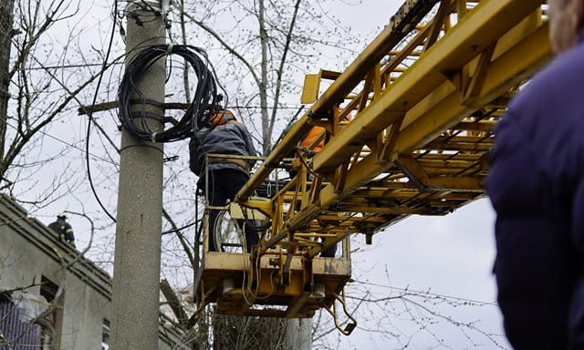 Вражеский удар оставили без света и воды село Каменная Яруга