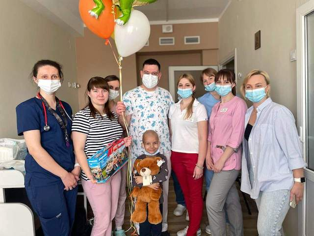 Во Львове маленькому харьковчанину провели сложнейшую операцию