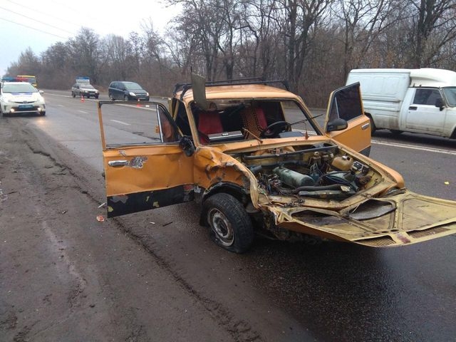 Трагедия на трассе Харьков – Симферополь: в ДТП погибли двое