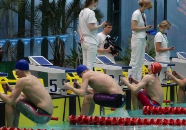 15 наград завоевали харьковские пловцы на чемпионате Украины
