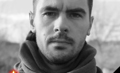 Дергачевская громада простилась с воином, который погиб в свой день рождения